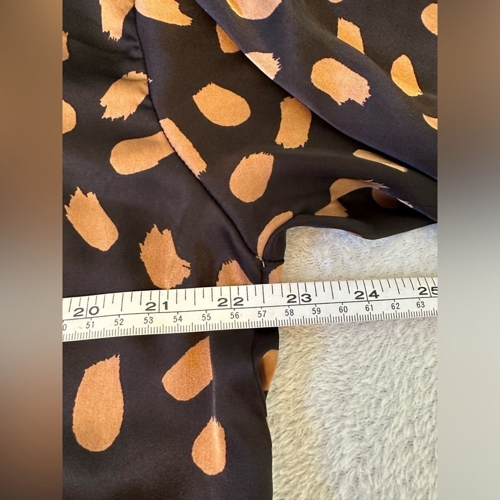 Anthropologie Mine Black Stroke Print Satin Top size L - Picture 5 of 7